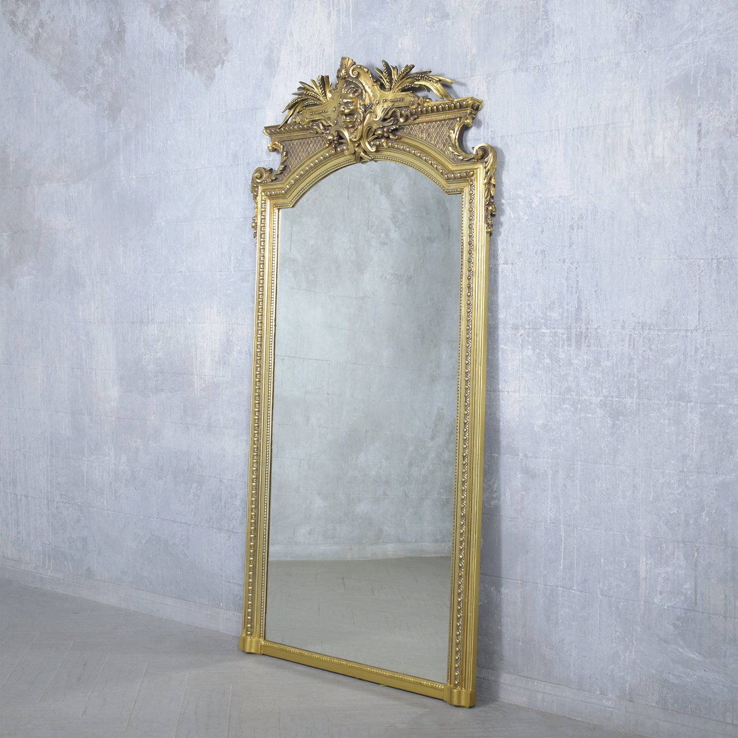 Late 19th-Century French Standing Mirror: A Masterpiece of Craftsmanship