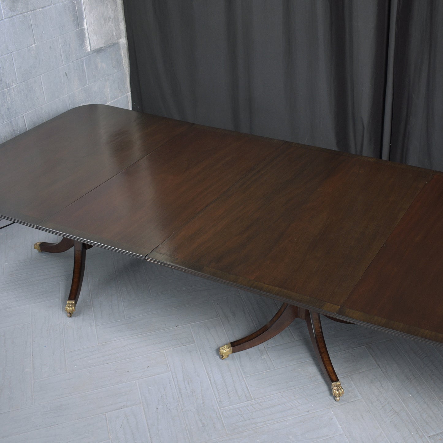 Antique George III Mahogany Dining Table
