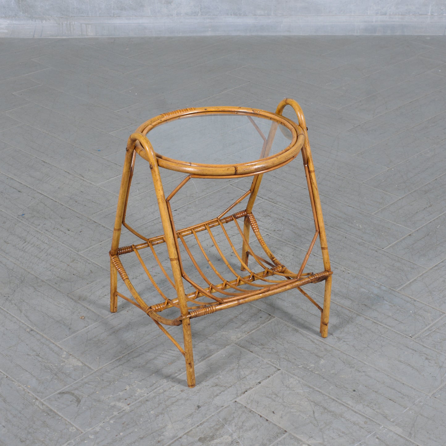 1960s Vintage Bamboo Side Table with Magazine Rack - Timeless Elegance