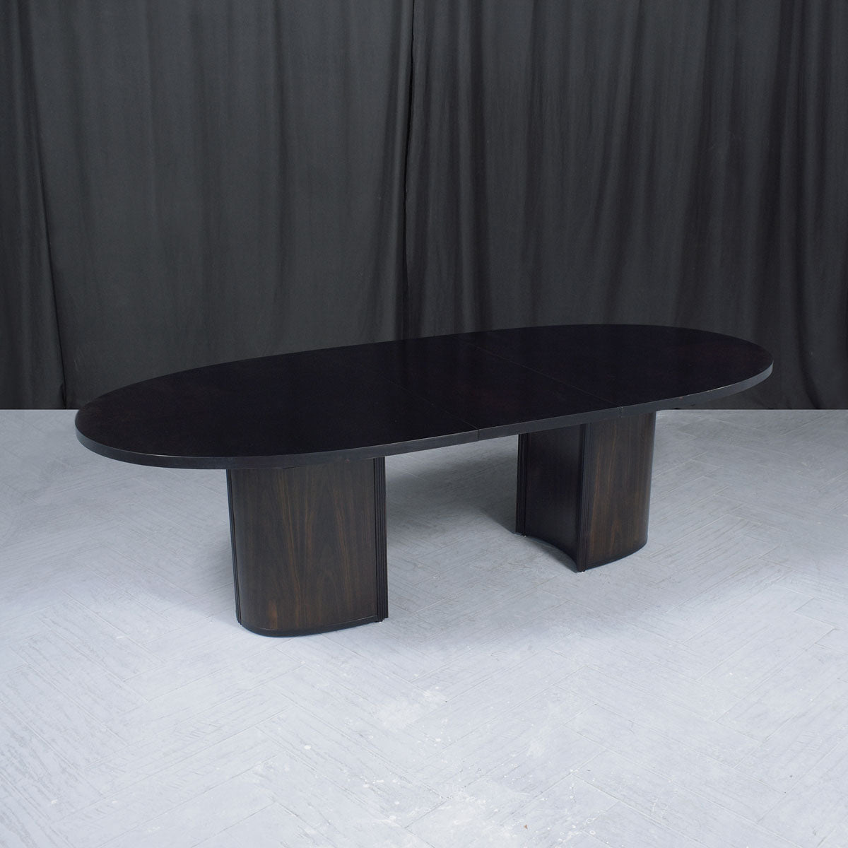 Mid-Century Modern Extendable Dining Table