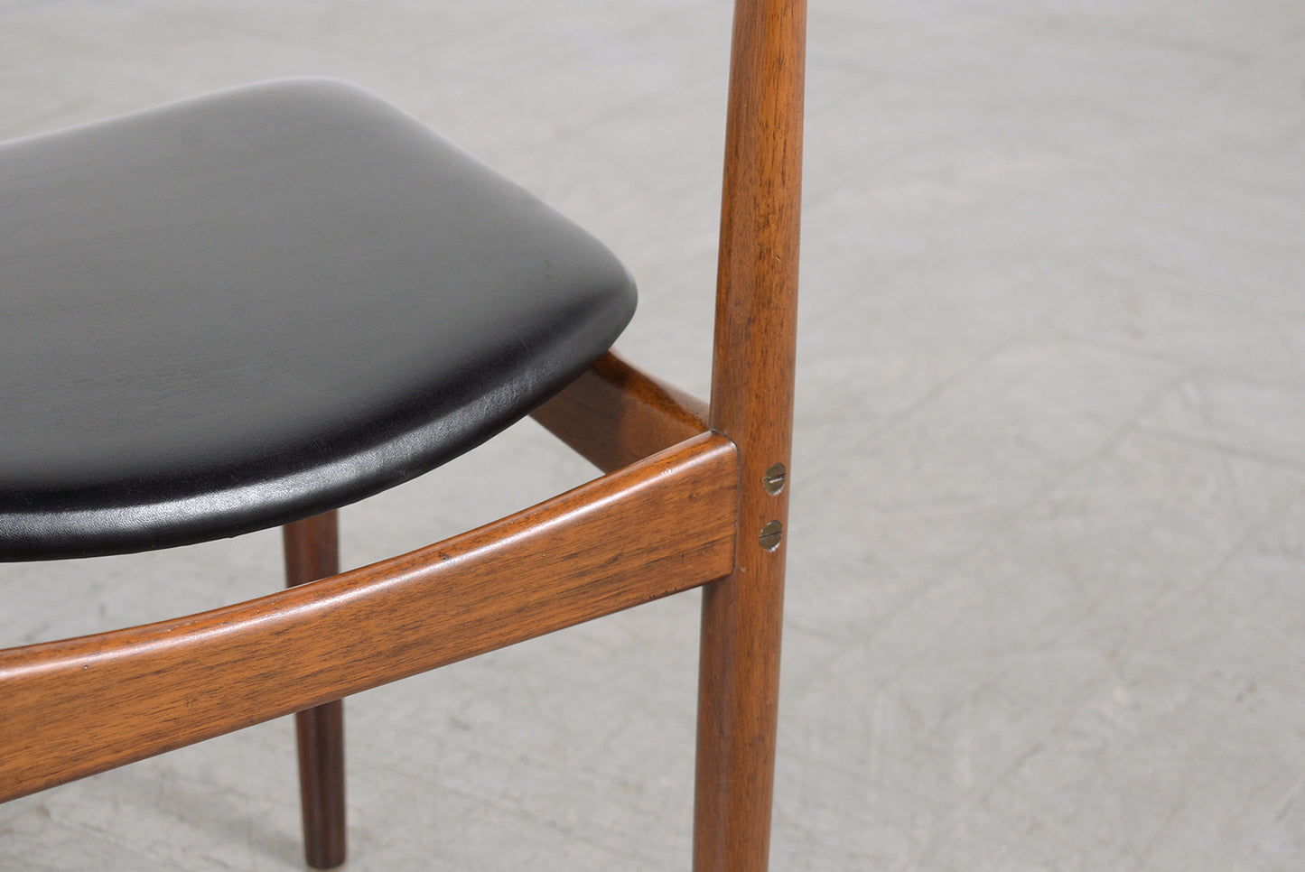 Vintage 1960 Danish Mid-Century Modern Leather Chair
