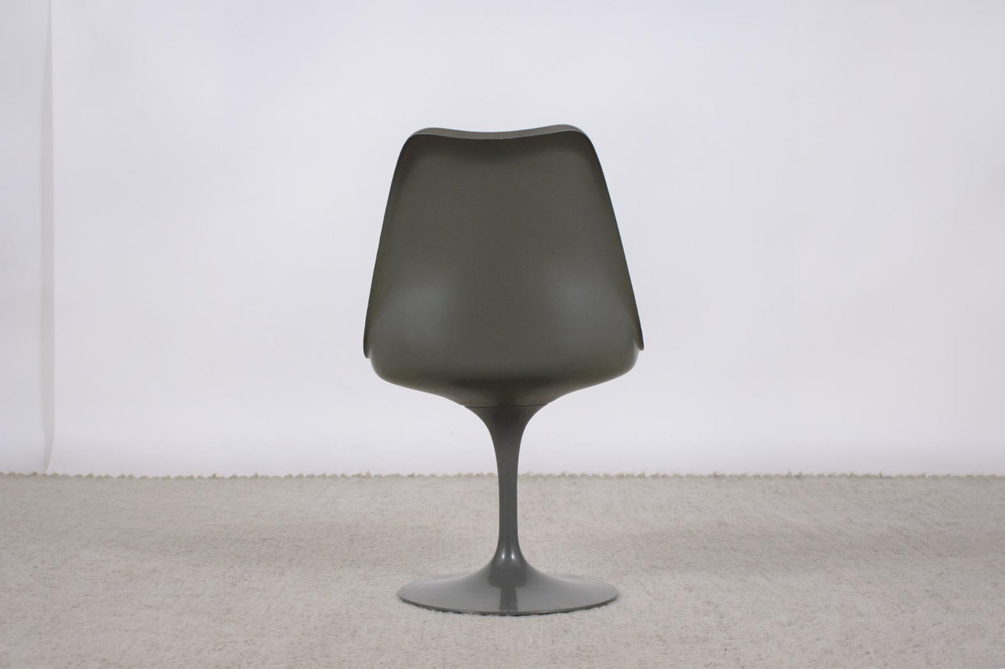 Knoll Eero Saarinen Tulip Chair
