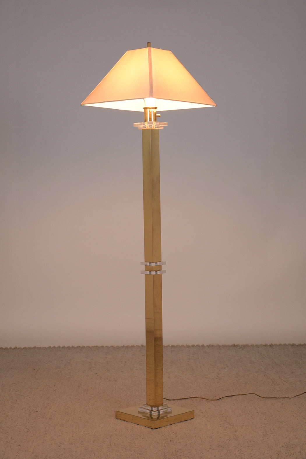 Mid-Century Brass Floor lamp