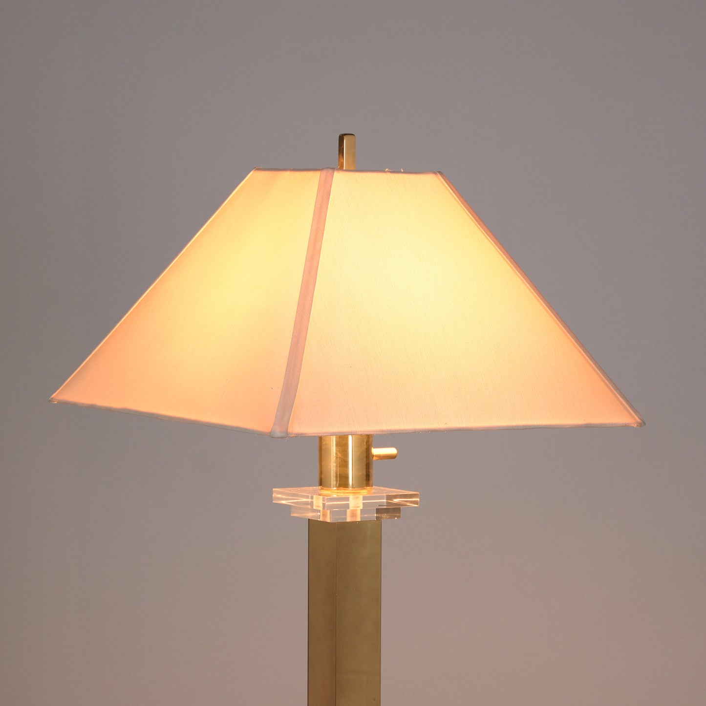 Mid-Century Brass Floor lamp