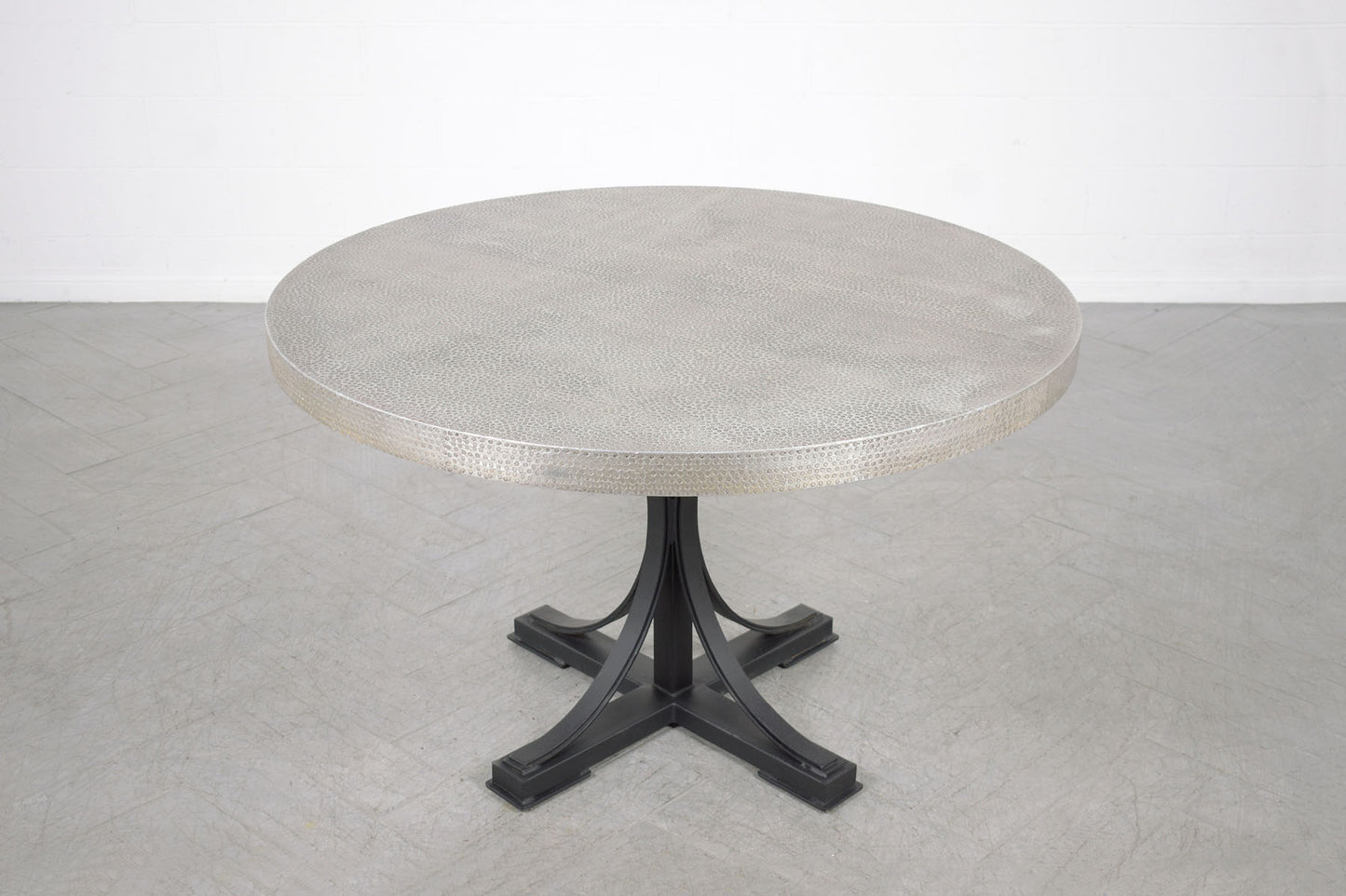 Mid-Century Modern Round Dining Table