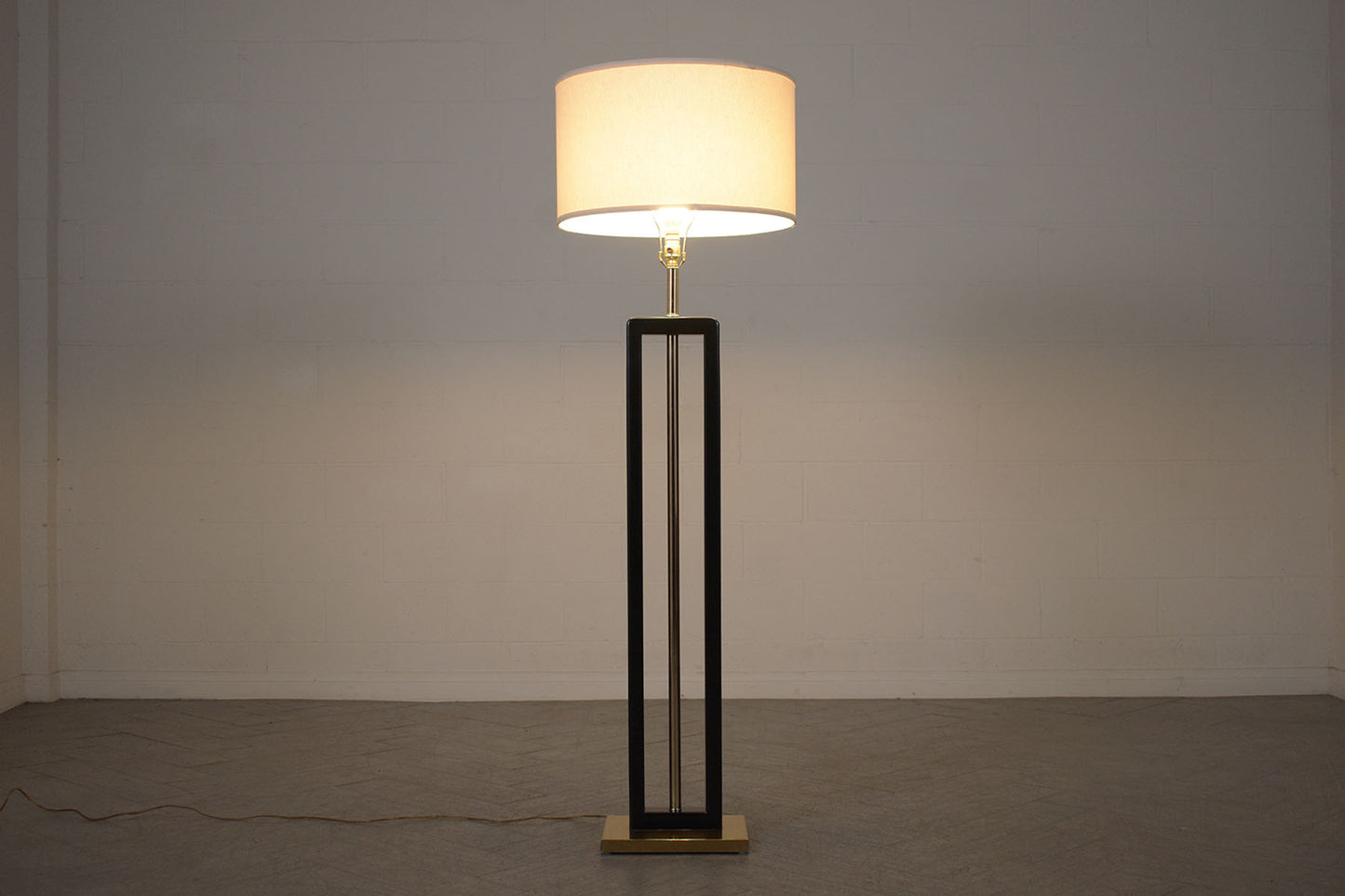 Vintage 1970s Mid-Century Modern Brass Floor Lamp