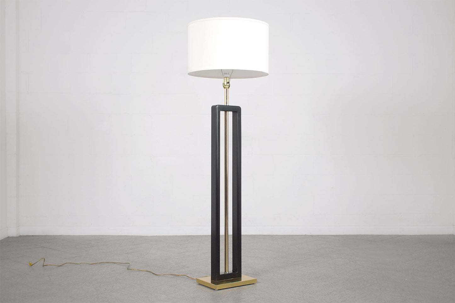 Vintage 1970s Mid-Century Modern Brass Floor Lamp